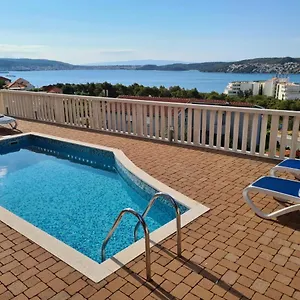 Apartment Luciana Trogir